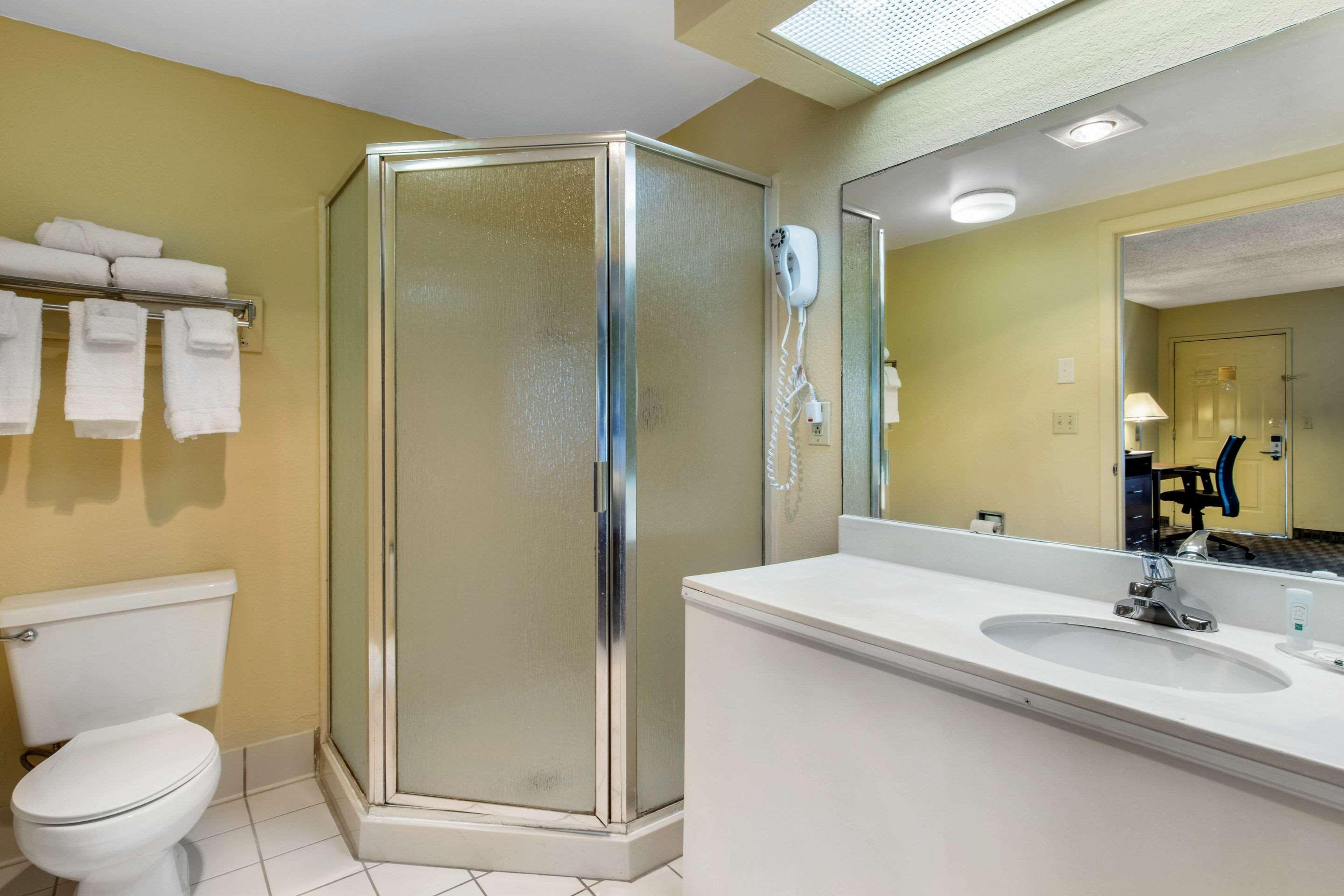Quality Inn Лебанон Екстер'єр фото